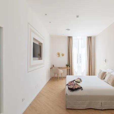 Iflat La Dolce - Contemporary Luxury In *